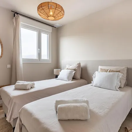 Skyline 5 Pool & Parking Free Appartement *