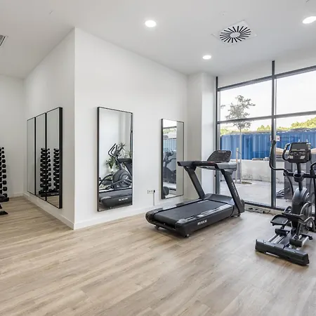 Apartmán Skyline 5 Pool & Parking Free *